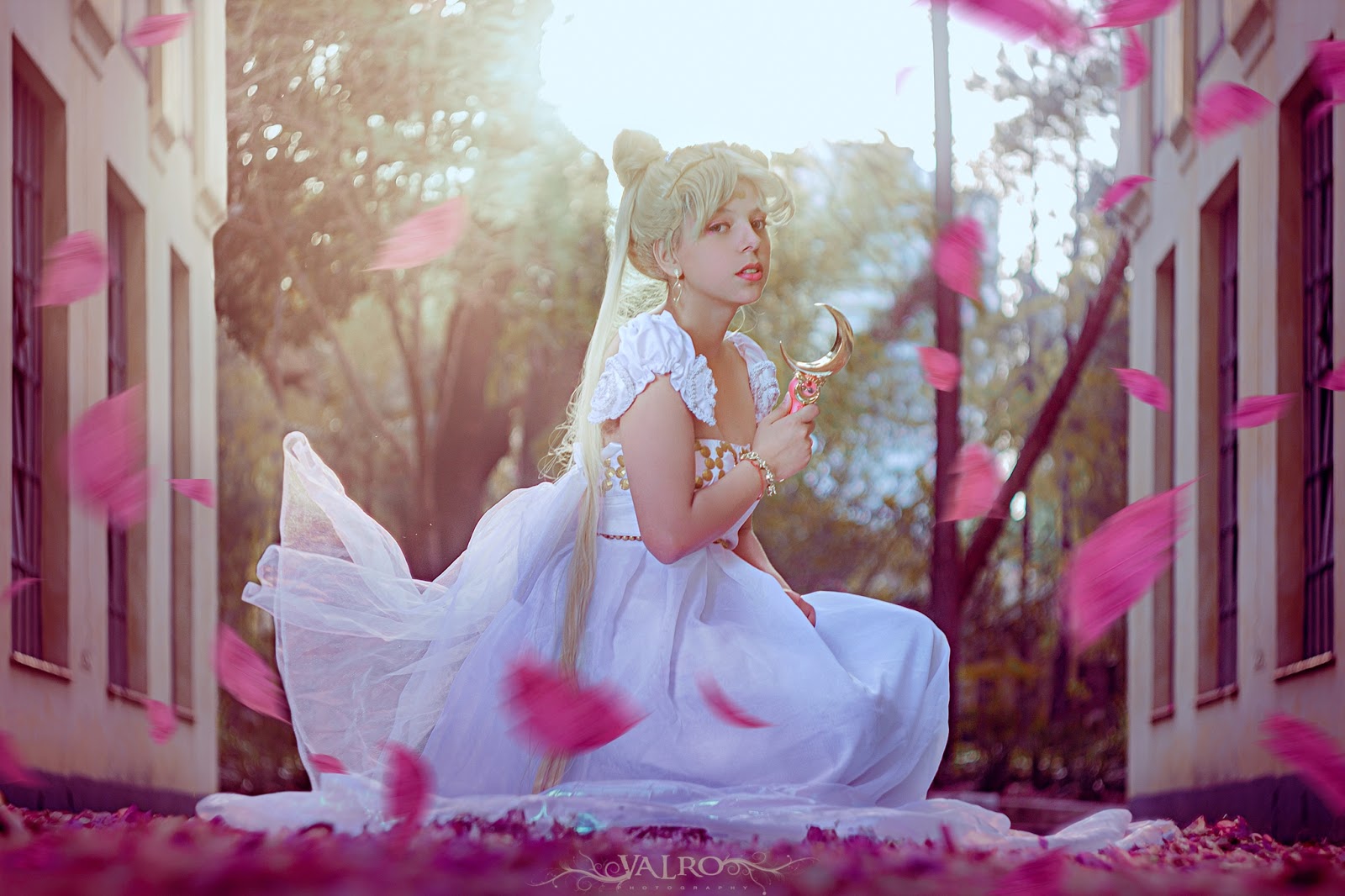 Veja um belo cosplay da Princesa Serenity, de Sailor Moon